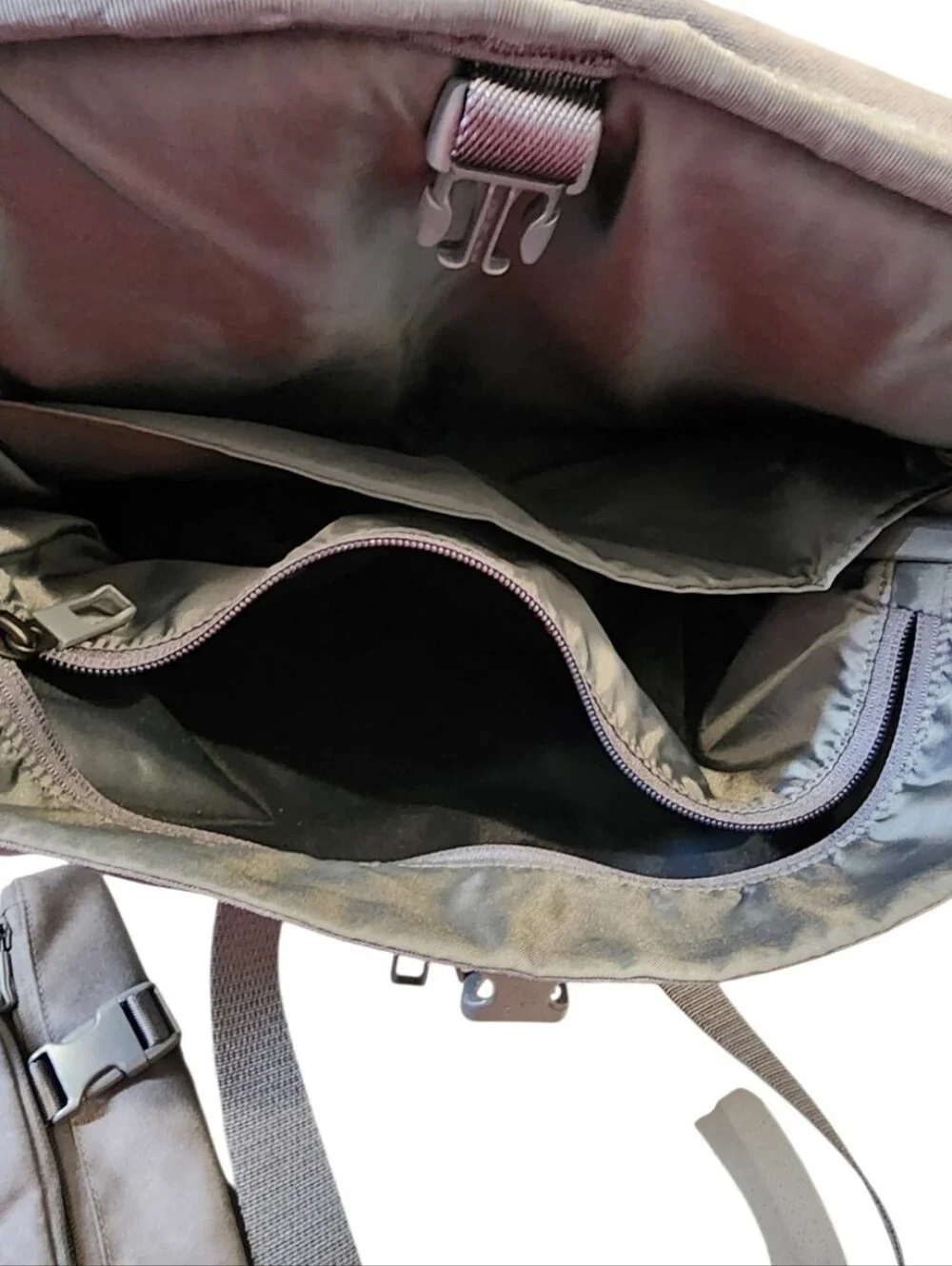 Lululemon Early Embark Backpack 22L Grey Camo